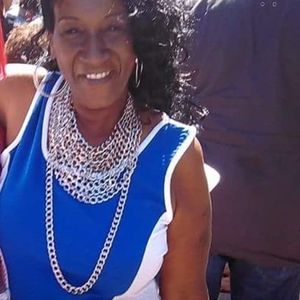 Meet your Posher, Cynthia